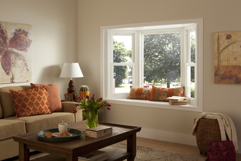 What is the difference between a bay or bow window?