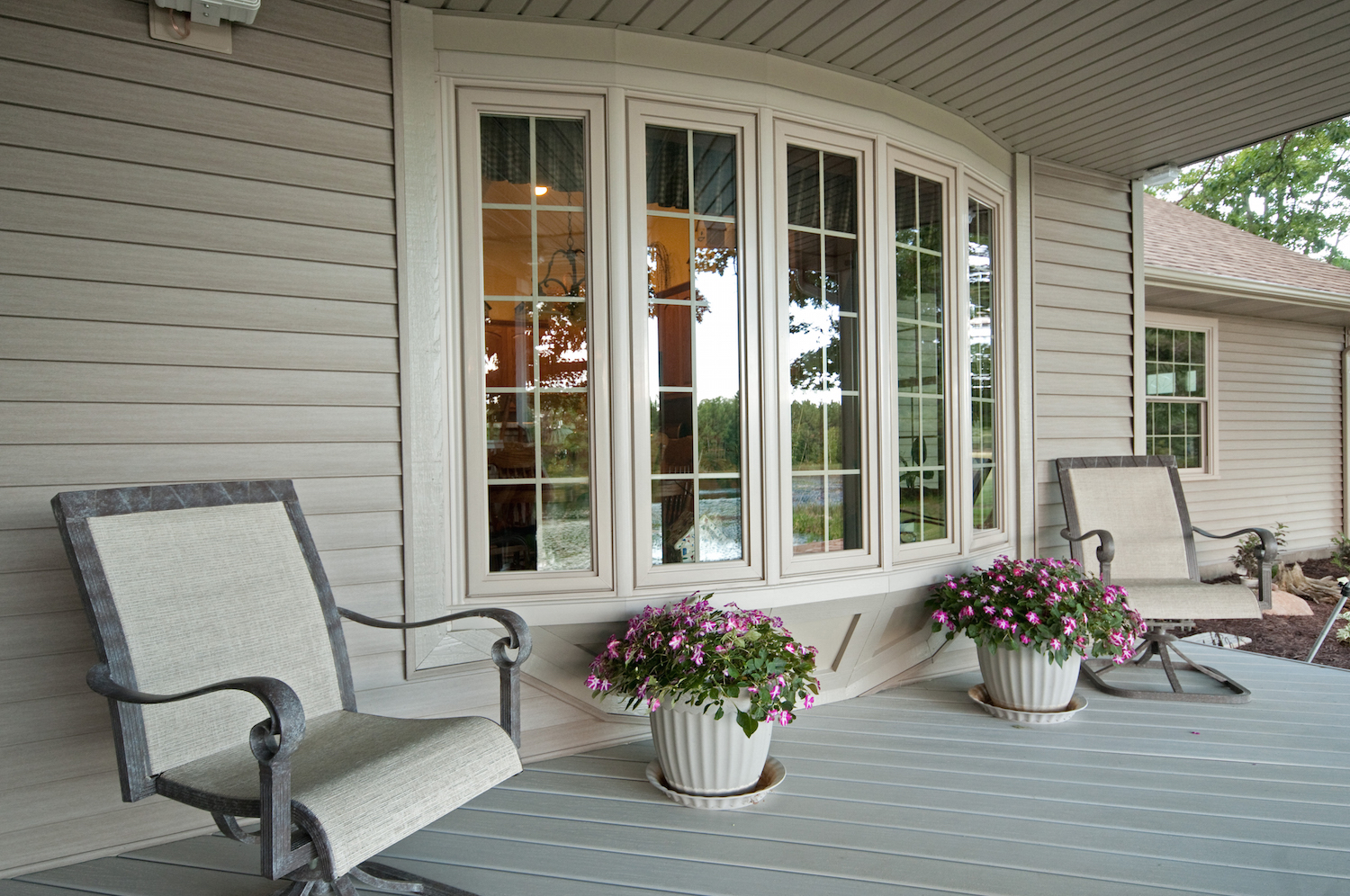 A bow window typically has four to five windows and creates more space than a bay window. 