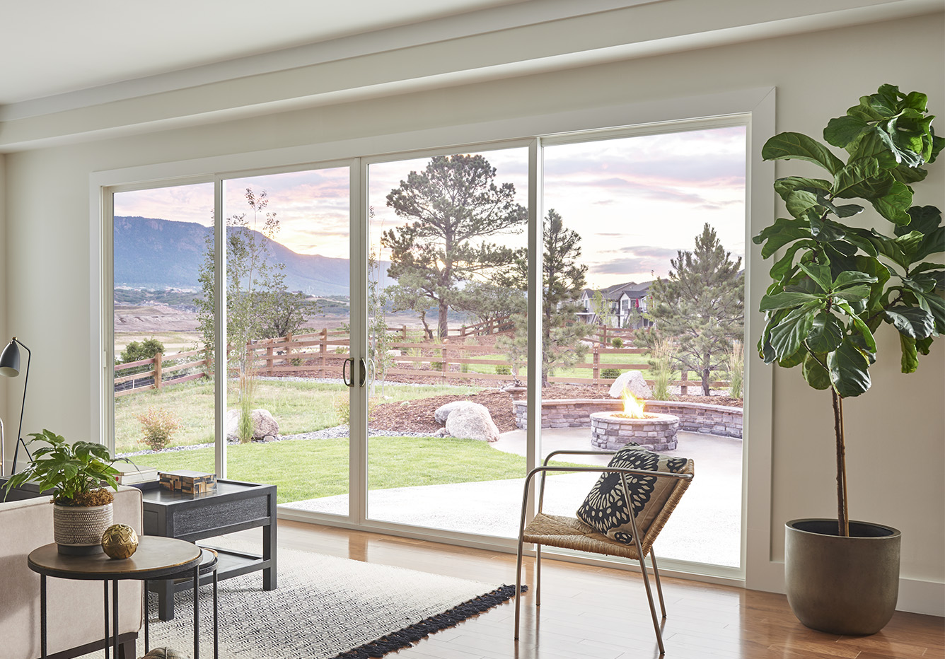 Selecting the Perfect Sliding Door Style for Your Space 1 Sliding Glass Contemporary Patio Door - Custom Contemporary Patio Door | Simonton