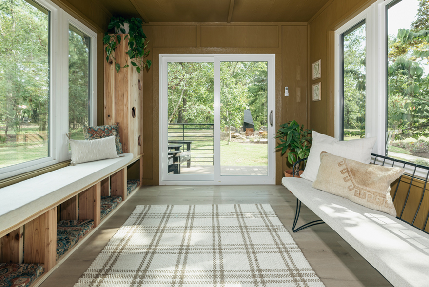 Simonton 5500 windows and the Simonton Inovo sliding patio door provide an oversized view of the Brookhouser’s reimagined landscape