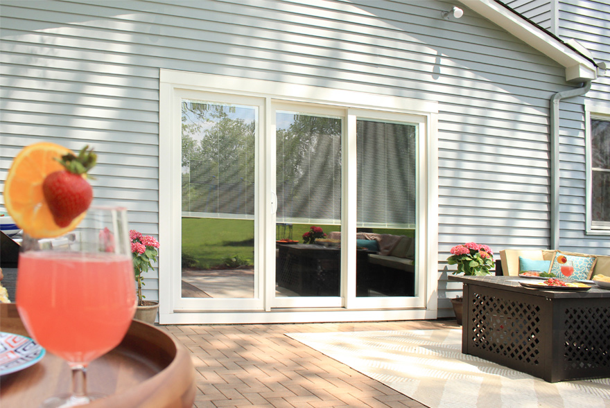 Cleveland patio makeover in summer with Inovo patio door.